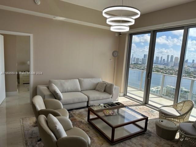 THE HARBOUR SOUTH CONDO - Residential Lease
