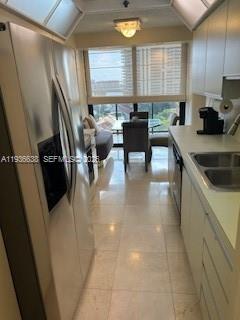 TURNBERRY ISLE SOUTH COND - Residential