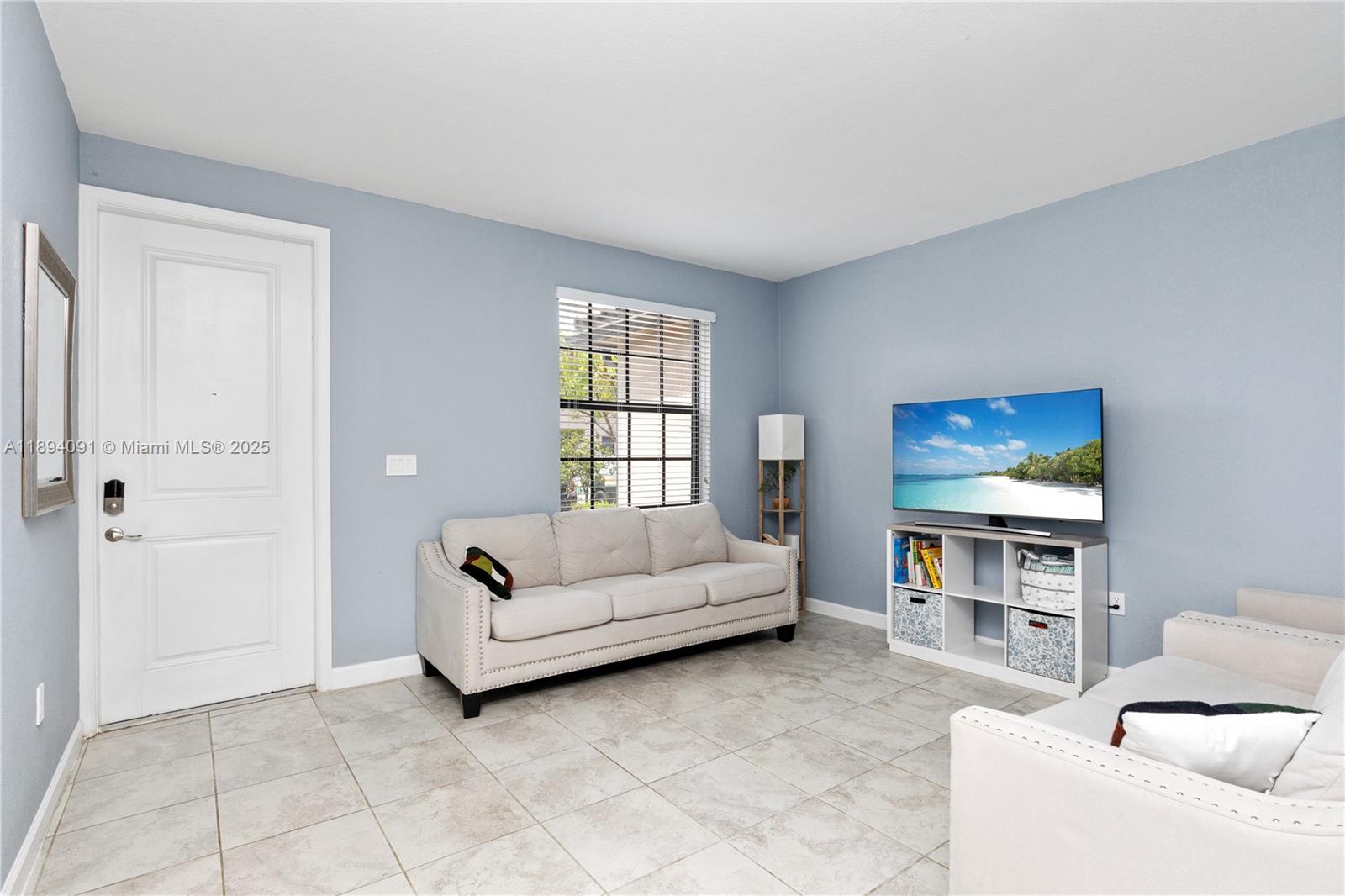 COCO PALM VILLAS - Residential