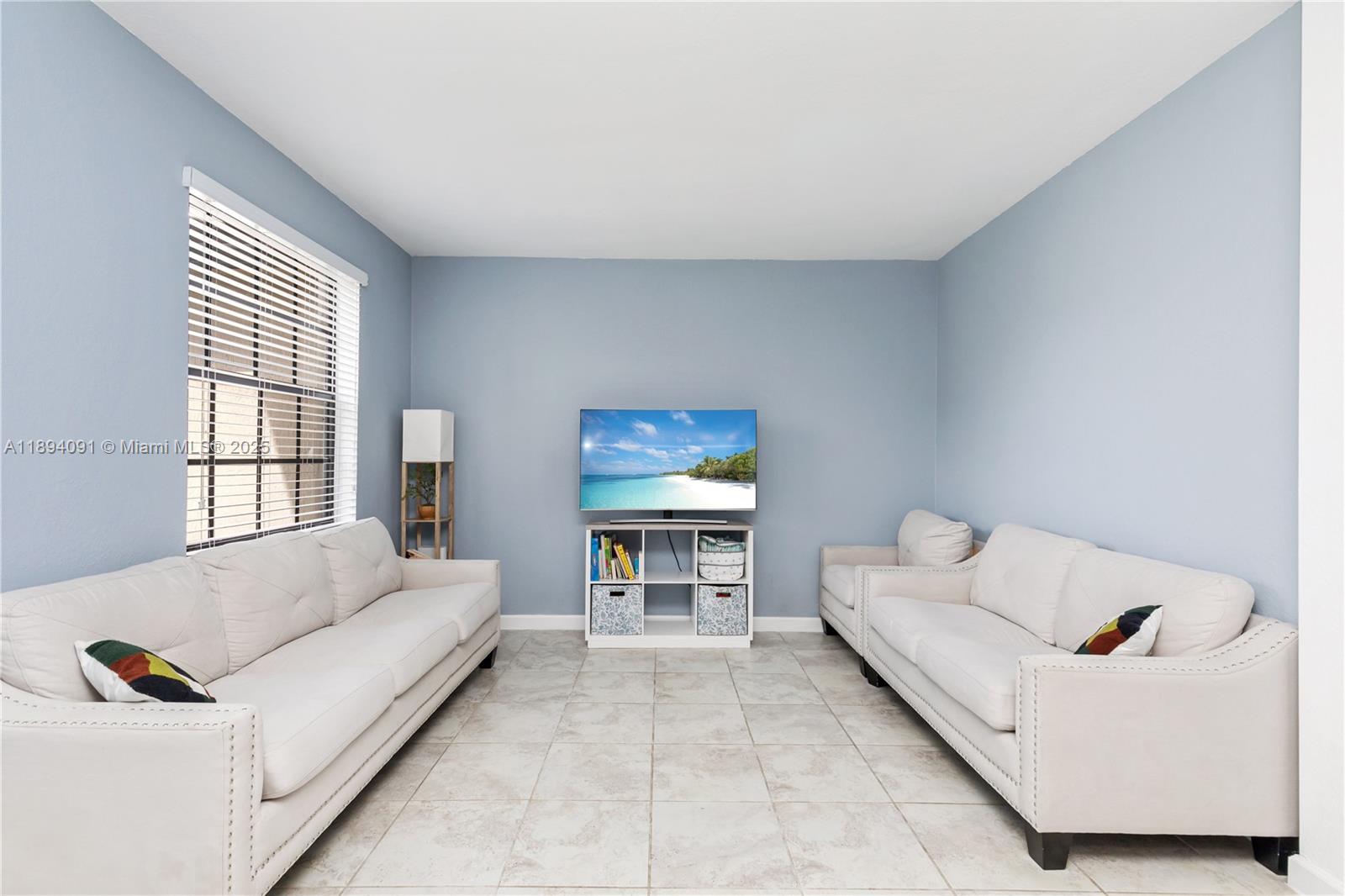 COCO PALM VILLAS - Residential
