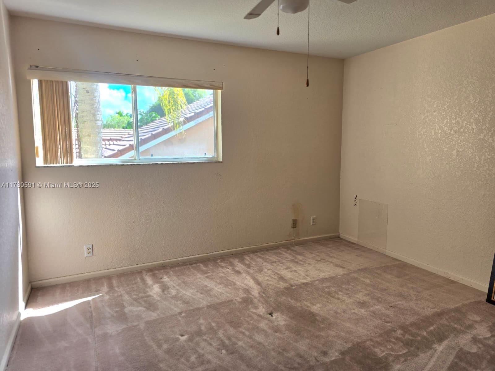 CENTRAL PARK LAKE - Residential