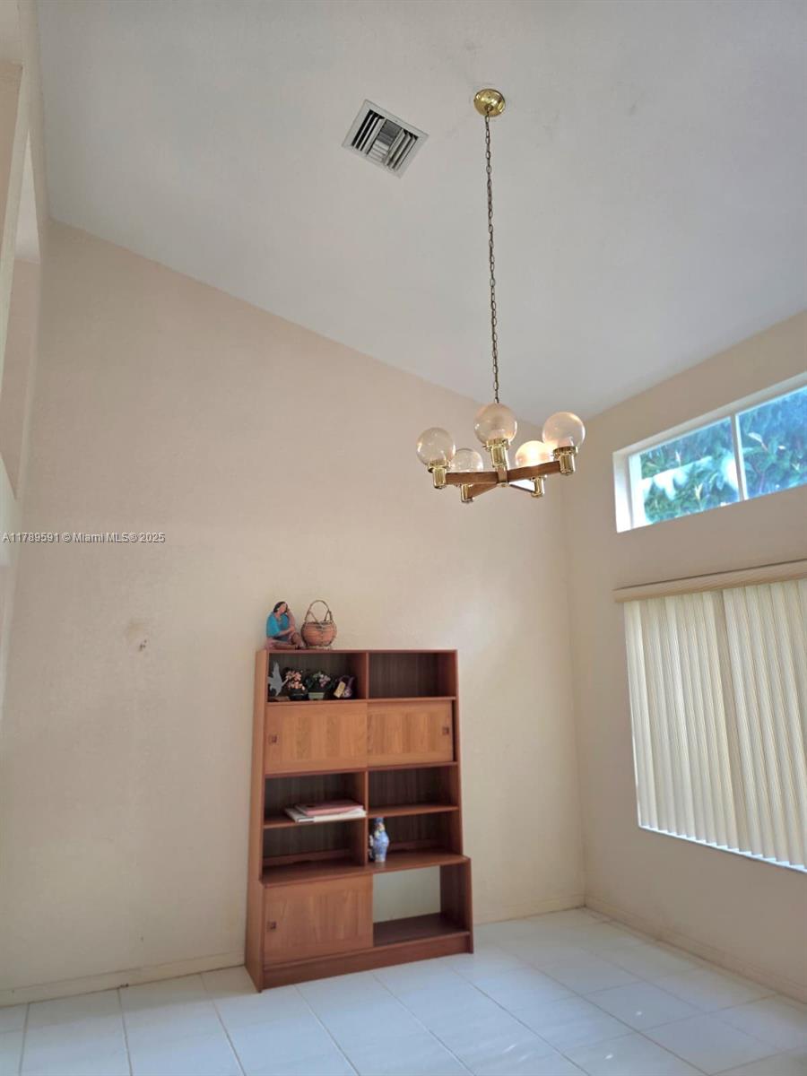 CENTRAL PARK LAKE - Residential