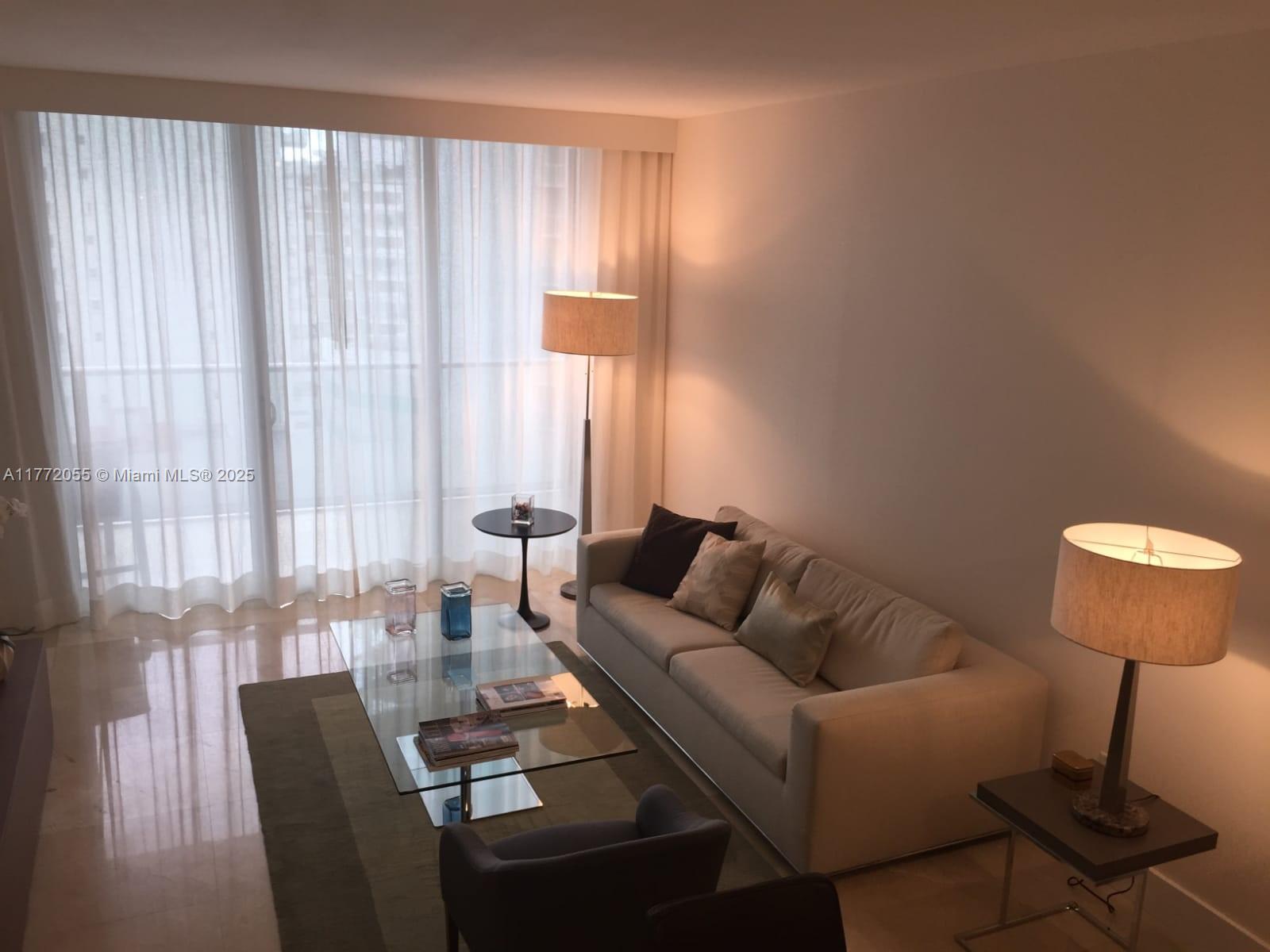 1300 Brickell Bay Dr 1107