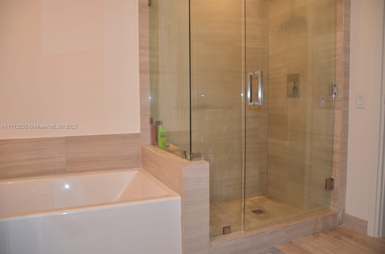 BRICKELLHOUSE CONDO - Residential Lease