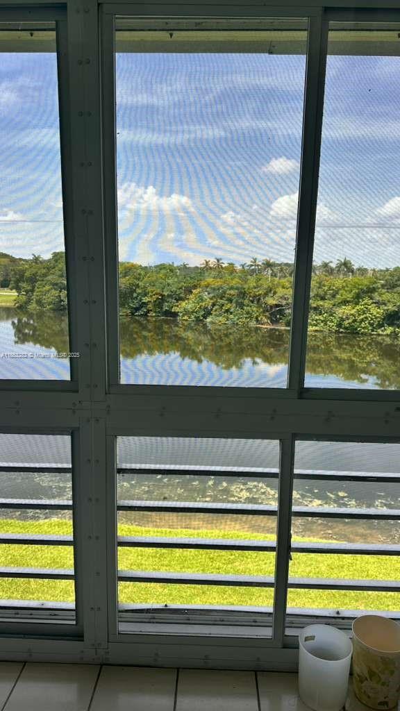 AINSLIE AT CENTURY VILLAG - Residential Lease