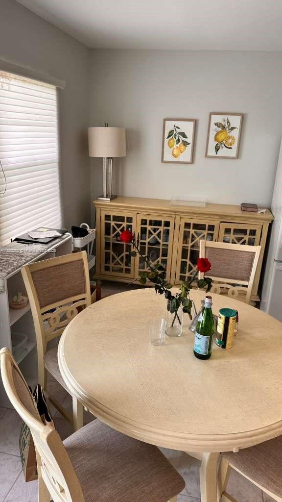 AINSLIE AT CENTURY VILLAG - Residential Lease