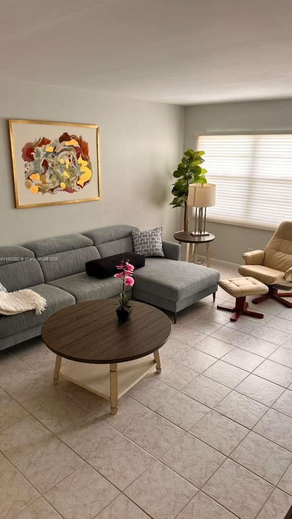 AINSLIE AT CENTURY VILLAG - Residential Lease