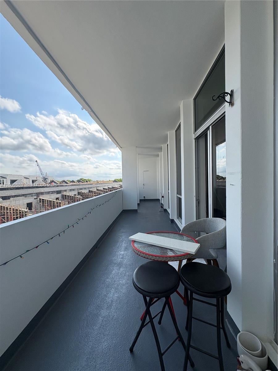 DAVID WILLIAM HOTEL CONDO - Residential