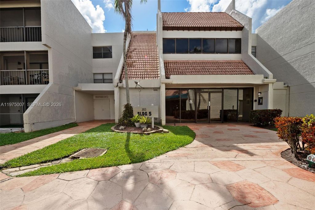 Photo of 303 Racquet Club Rd #204, Weston, FL 33326 (MLS # A11975007)