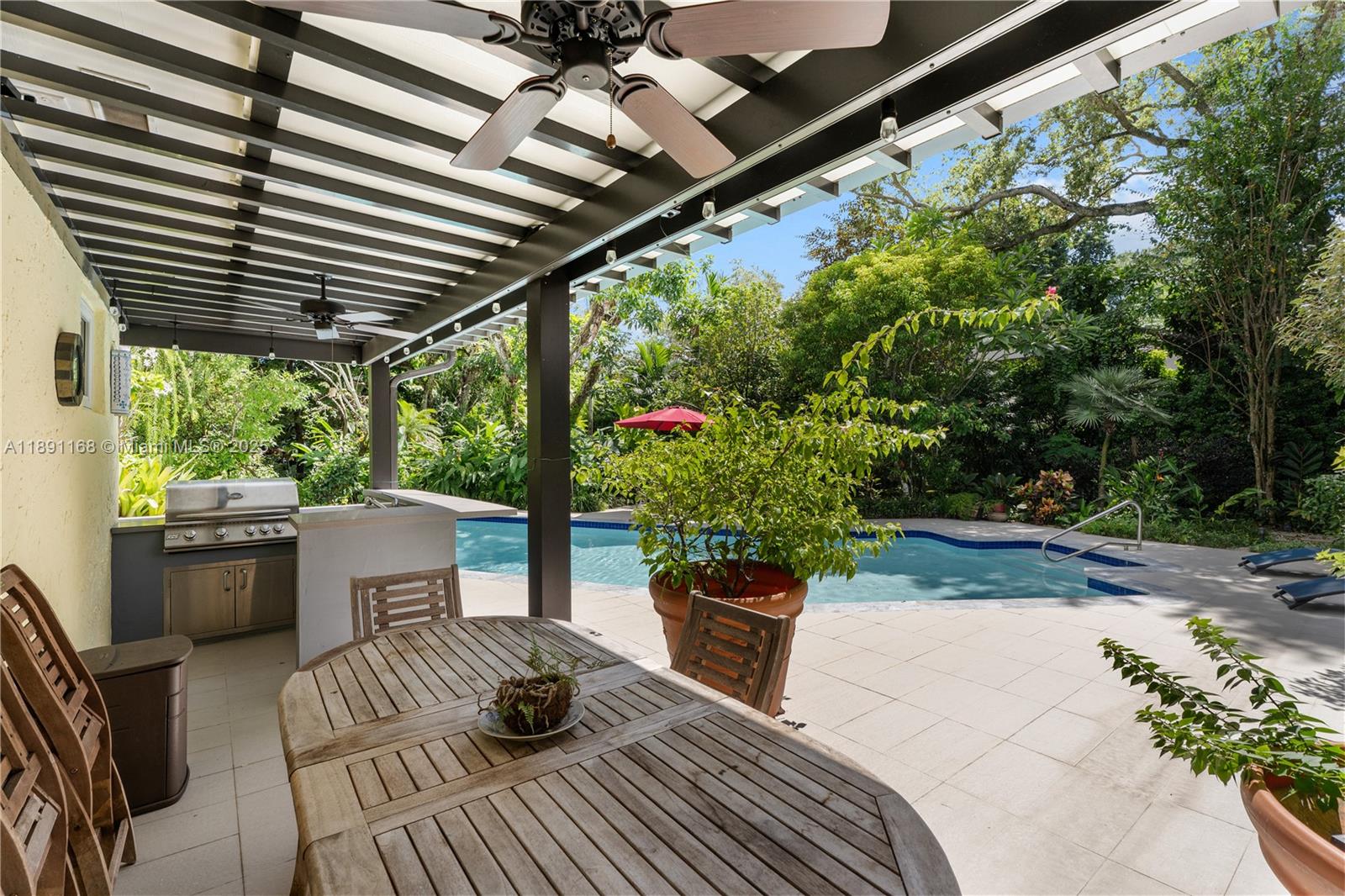 HIGH LAND ESTATES - Residential