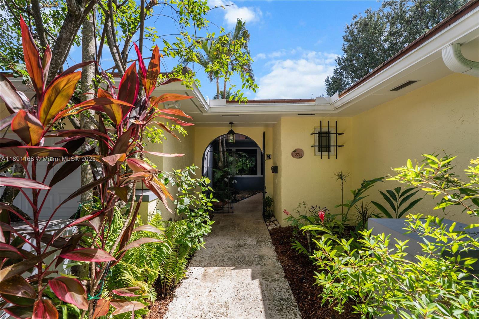 HIGH LAND ESTATES - Residential