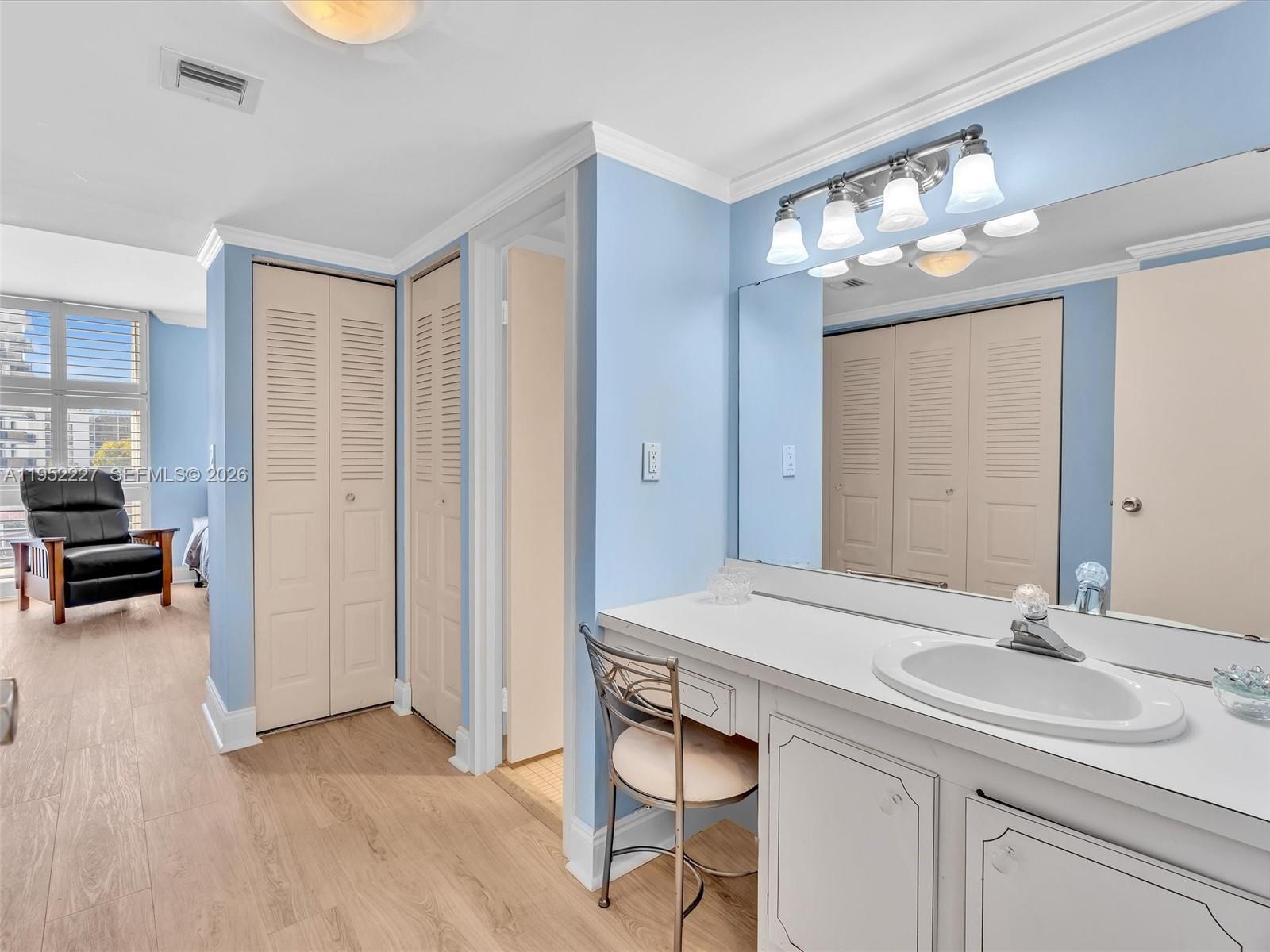 AVENTURA ELDORADO CONDO - Residential