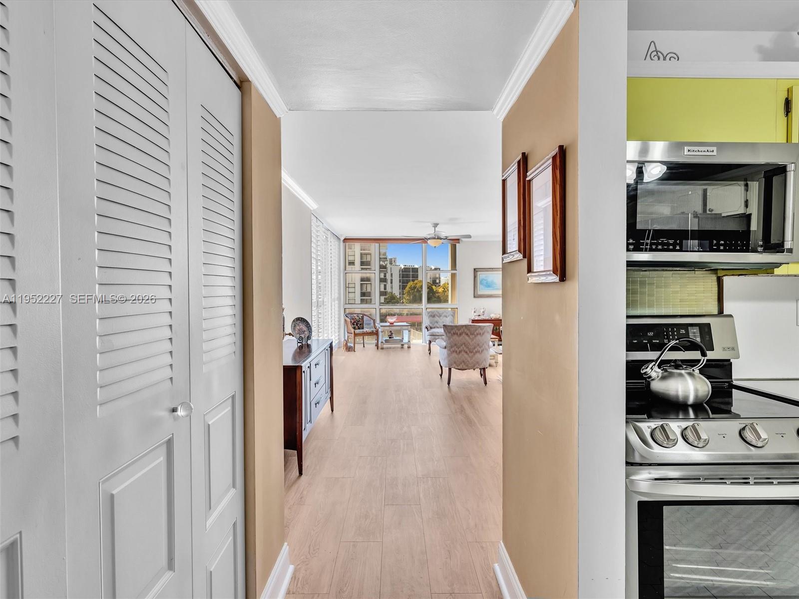 AVENTURA ELDORADO CONDO - Residential