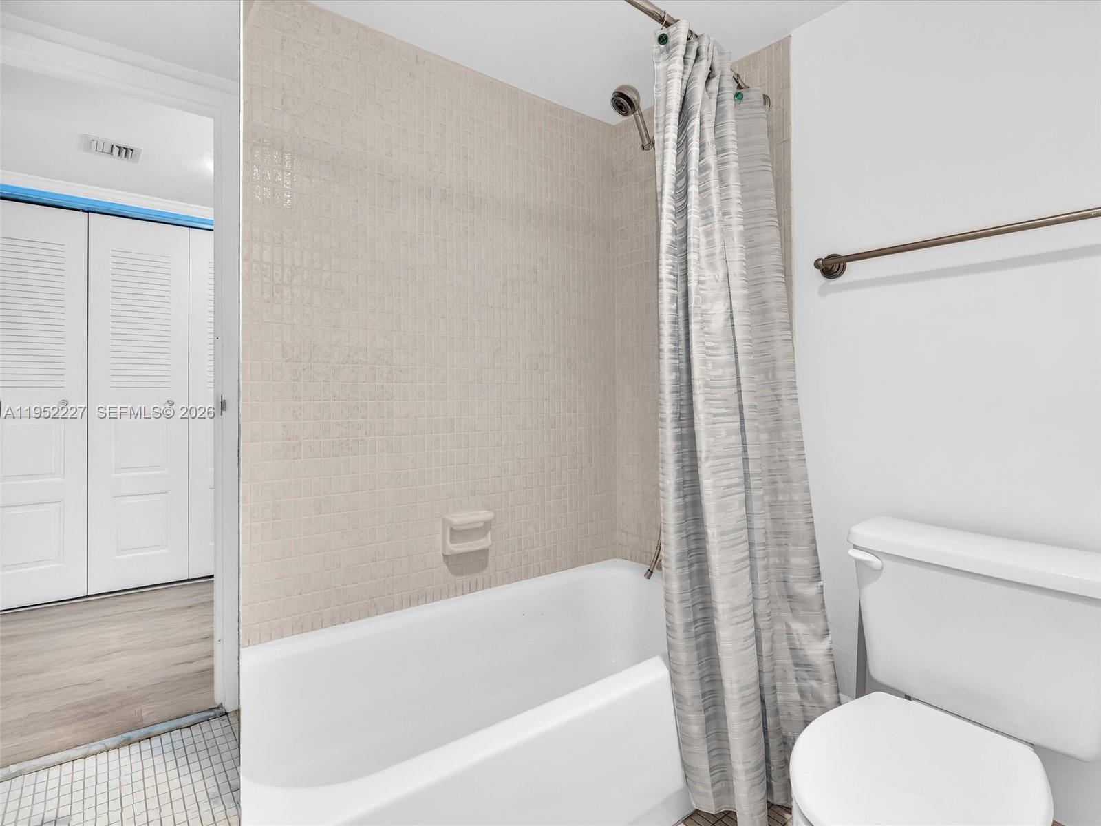 AVENTURA ELDORADO CONDO - Residential