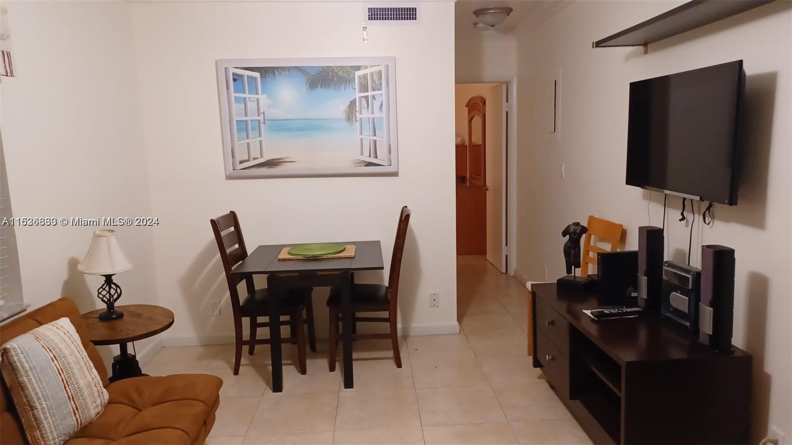 Photo 6 of 11 of listing 73cf161f-42d6-4176-acc9-872910221725 condo