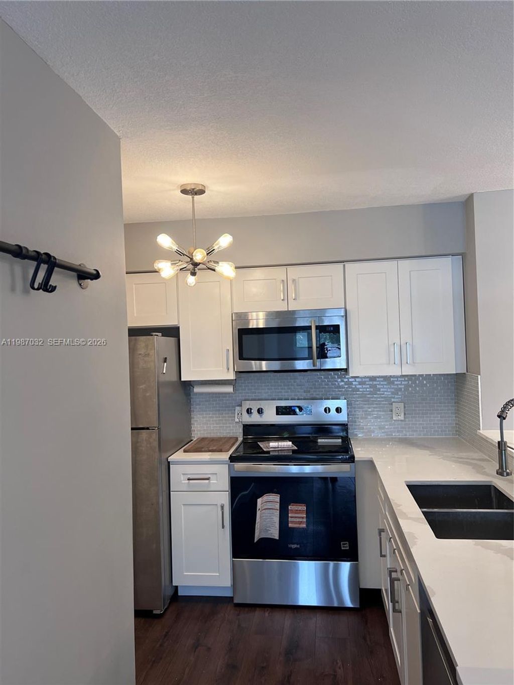 Photo of Hollywood, FL 33021 (MLS # A11987032)