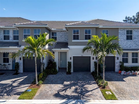 Photo of 283 SW 169th Ln, Pembroke Pines, FL 33027 (MLS # A12105628)