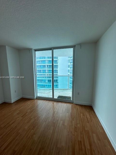 SKYLINE ON BRICKELL CONDO - Residential