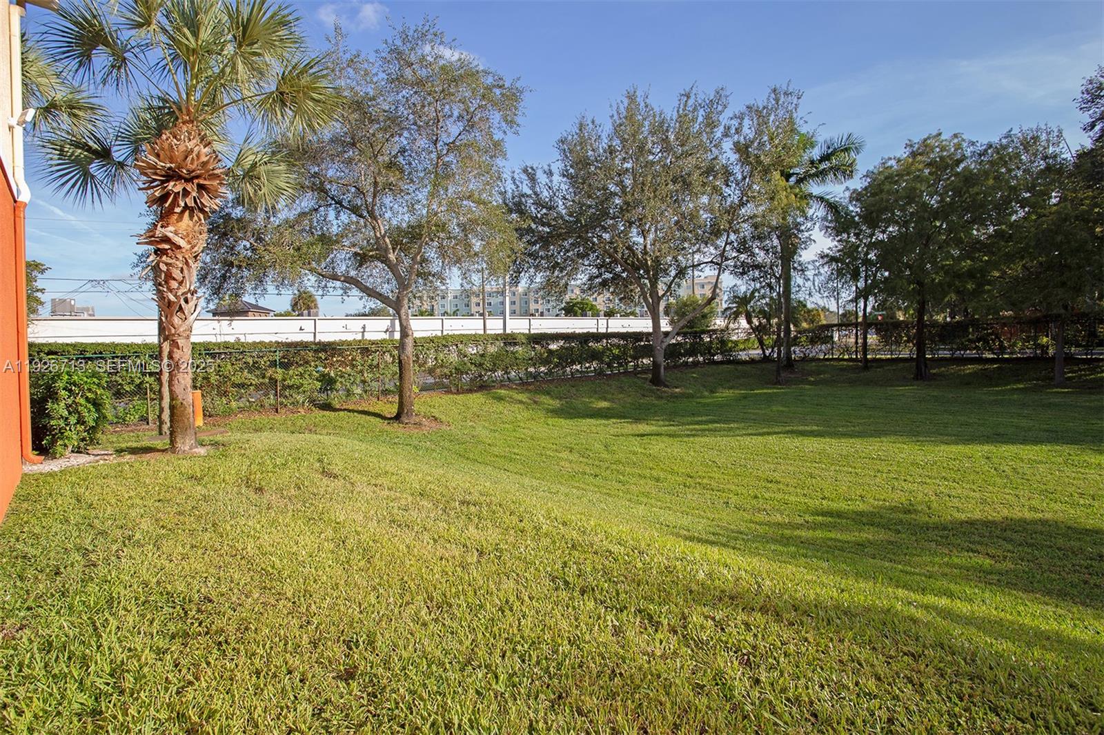 VILLAS OF PALOMINO CONDO - Residential