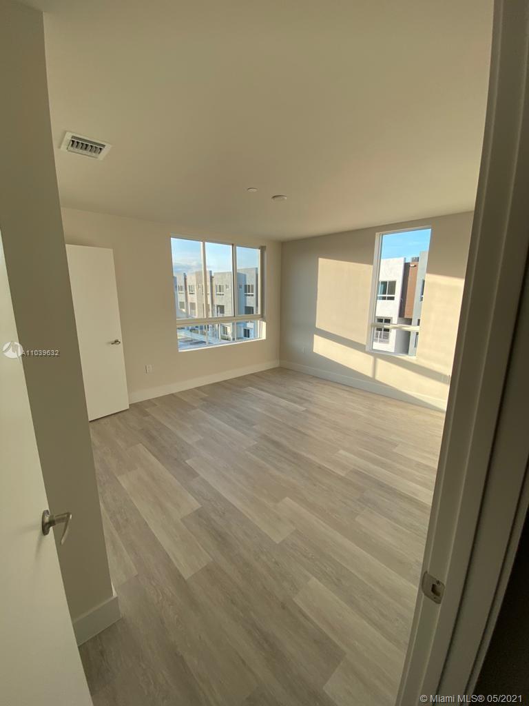 Aventura Village - Residential Lease