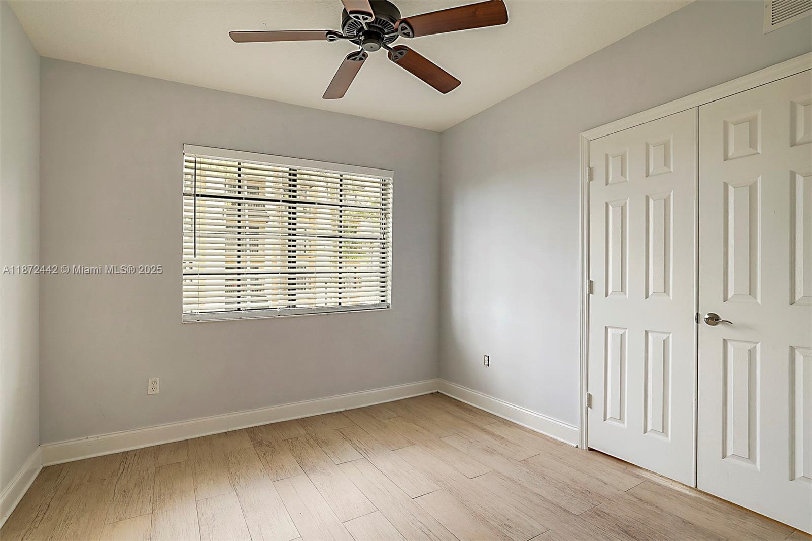 RESIDENCES AT MIDTOWN CON - Residential Lease