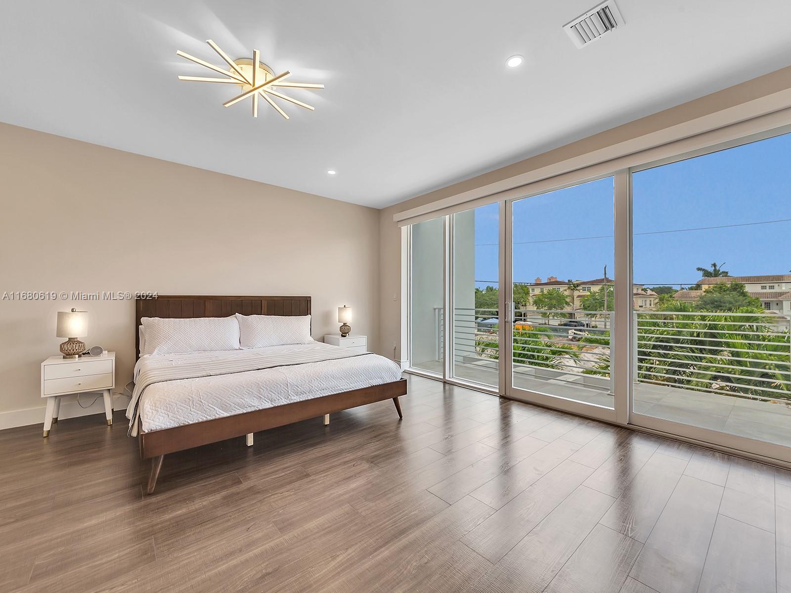 LIVERMORE ESTATES - Residential