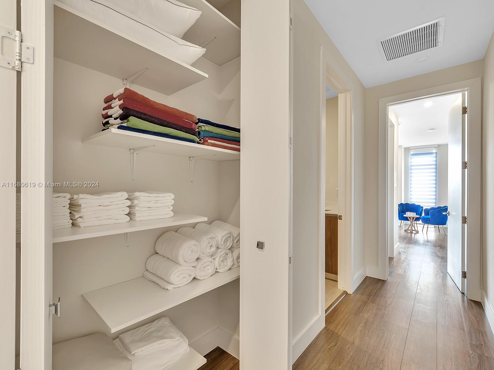 LIVERMORE ESTATES - Residential