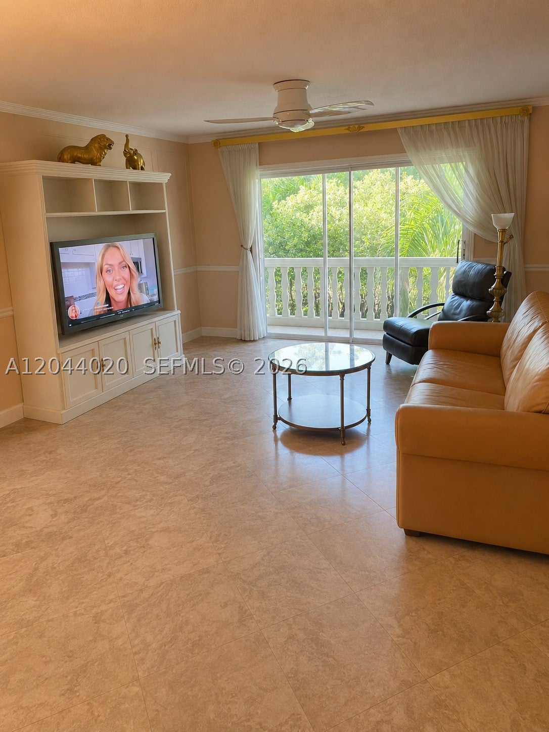 219 NE 14th Ave 306