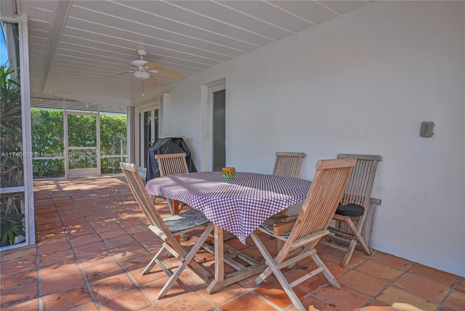 CORAL BAY SEC C - Residential