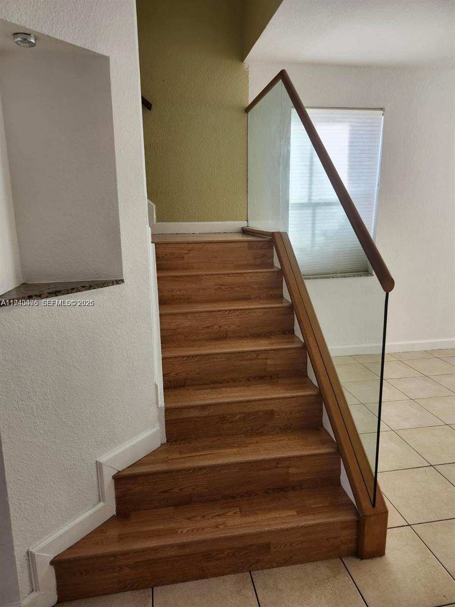 KENDALL BREEZE - Residential