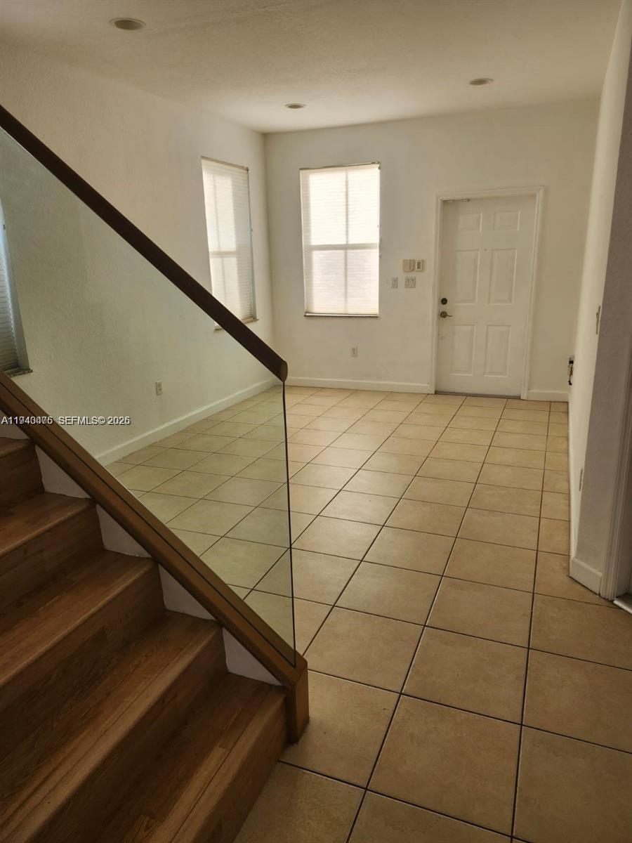 KENDALL BREEZE - Residential