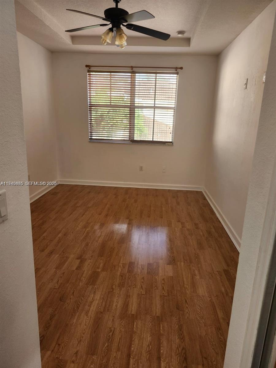 KENDALL BREEZE - Residential