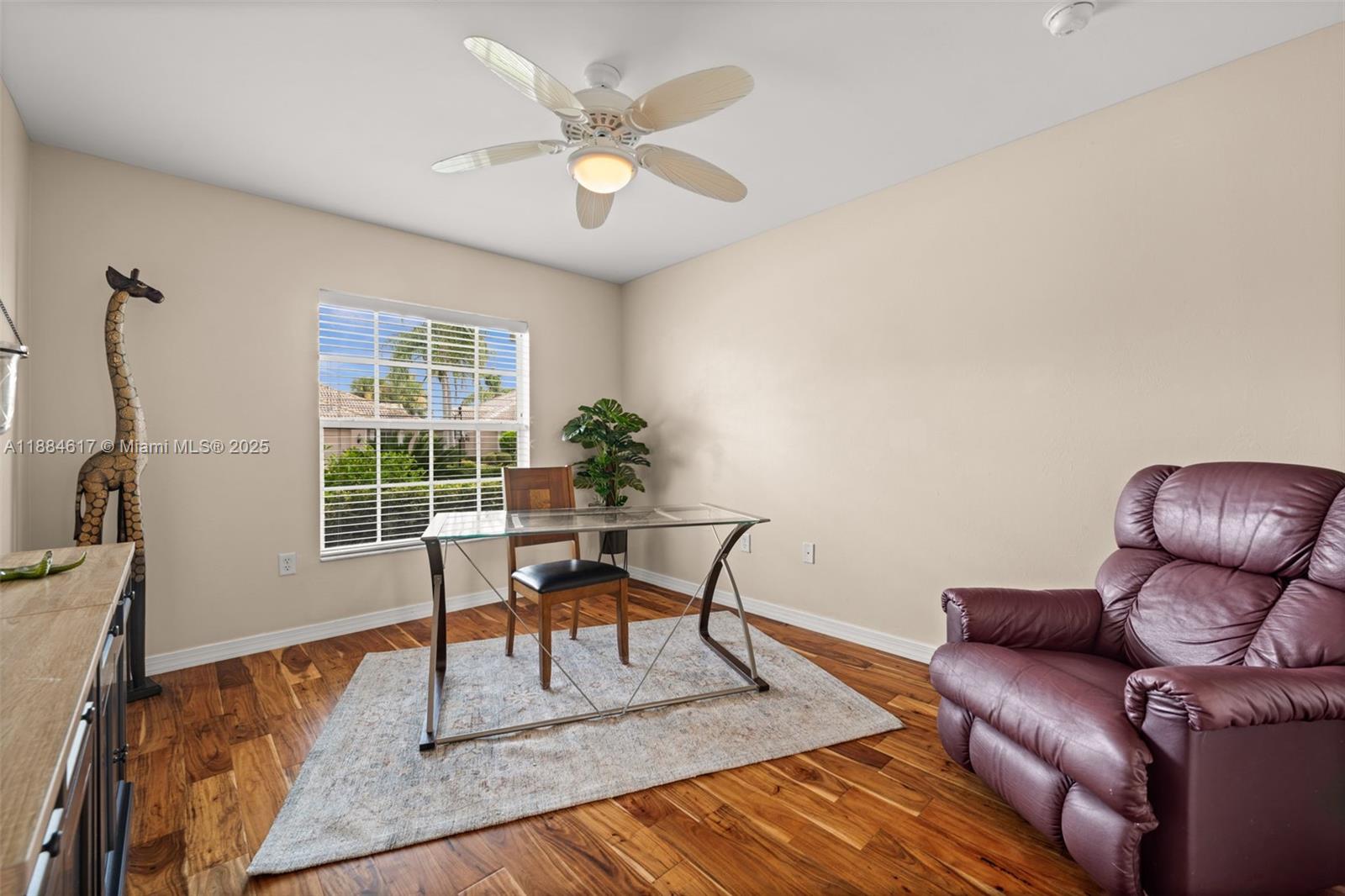 MAJESTIC POINTE - Residential