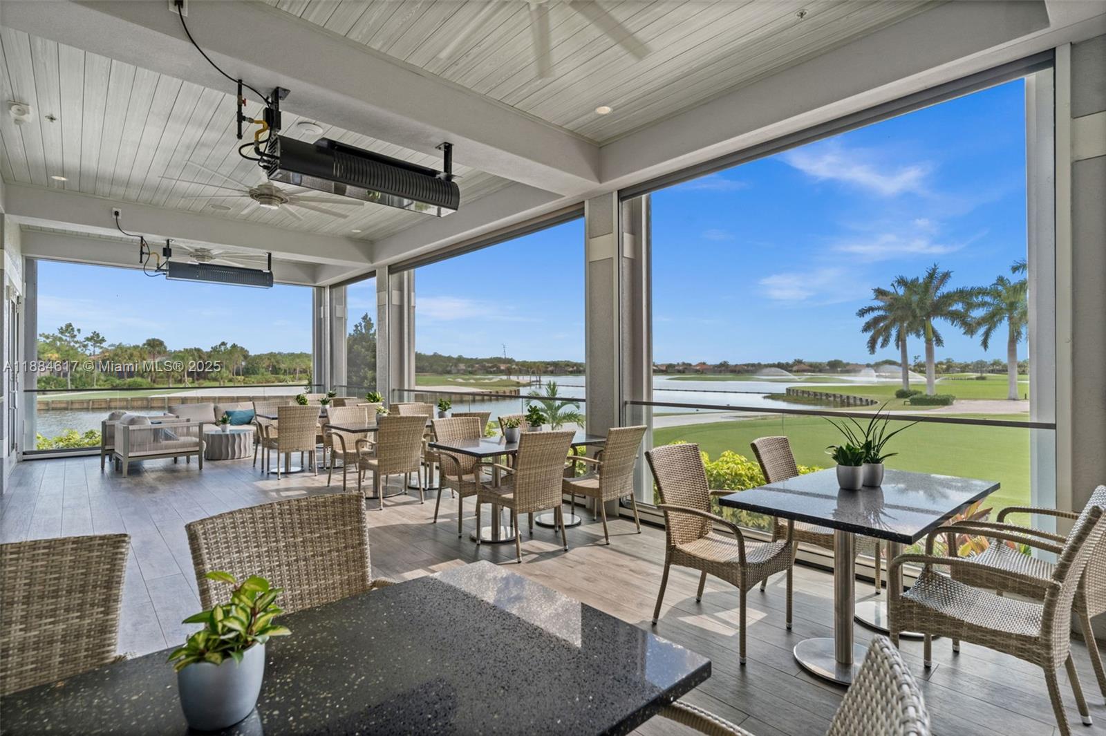 MAJESTIC POINTE - Residential