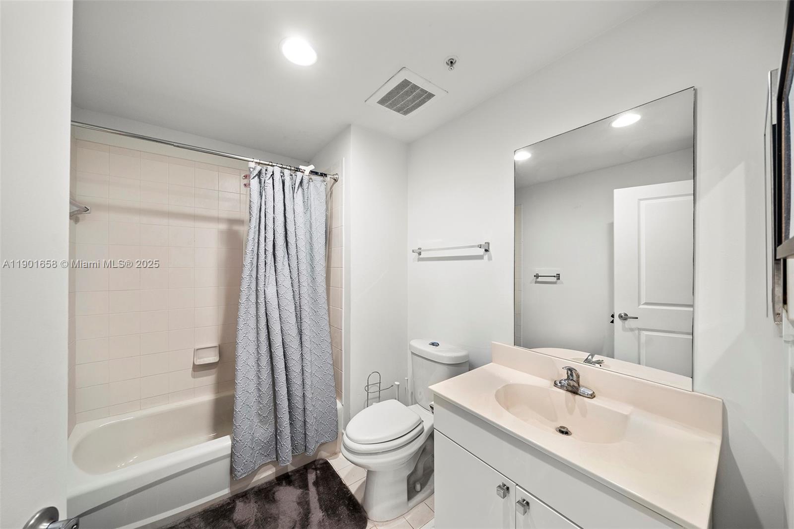 TEN ARAGON CONDO - Residential