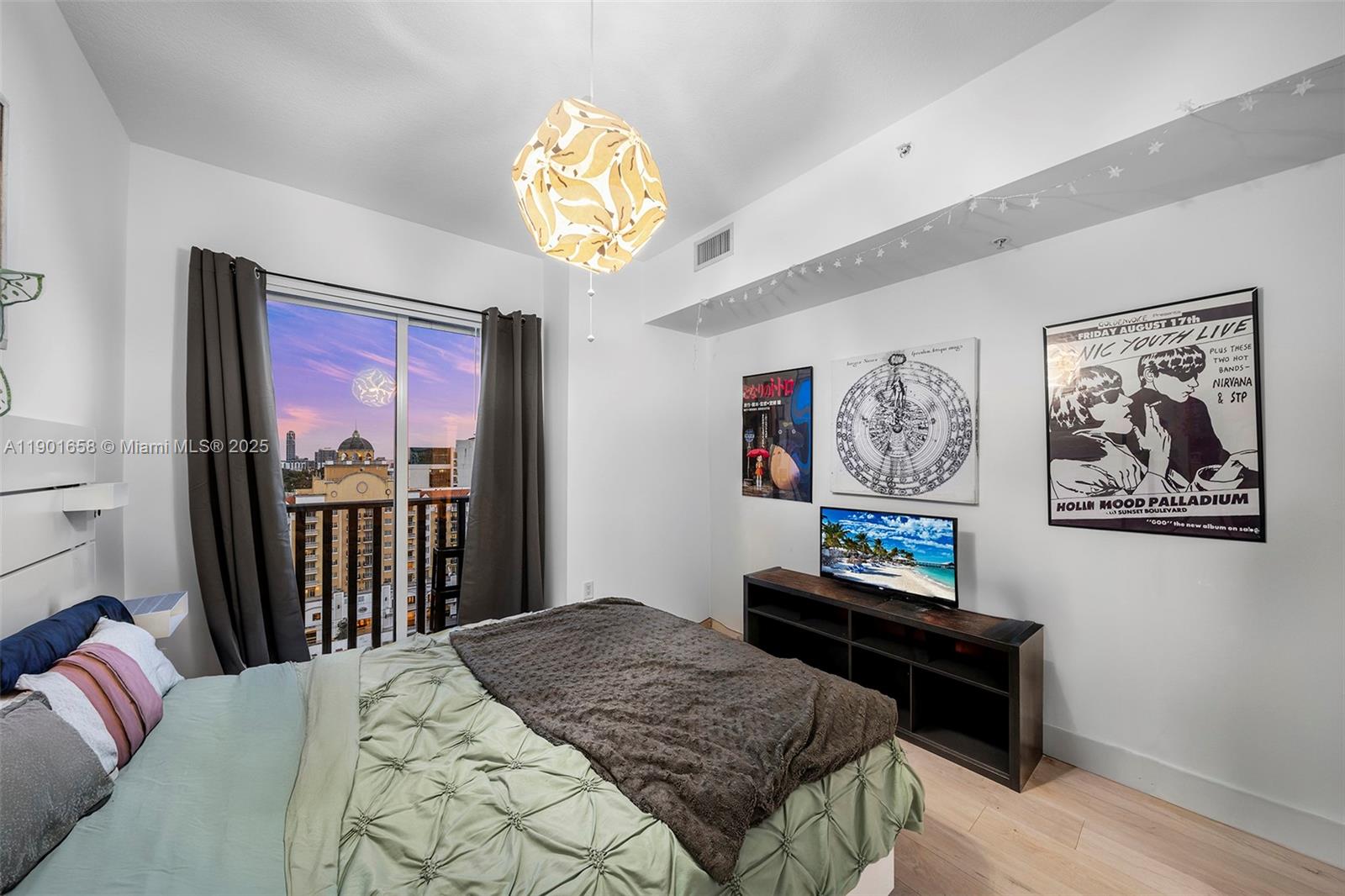 TEN ARAGON CONDO - Residential