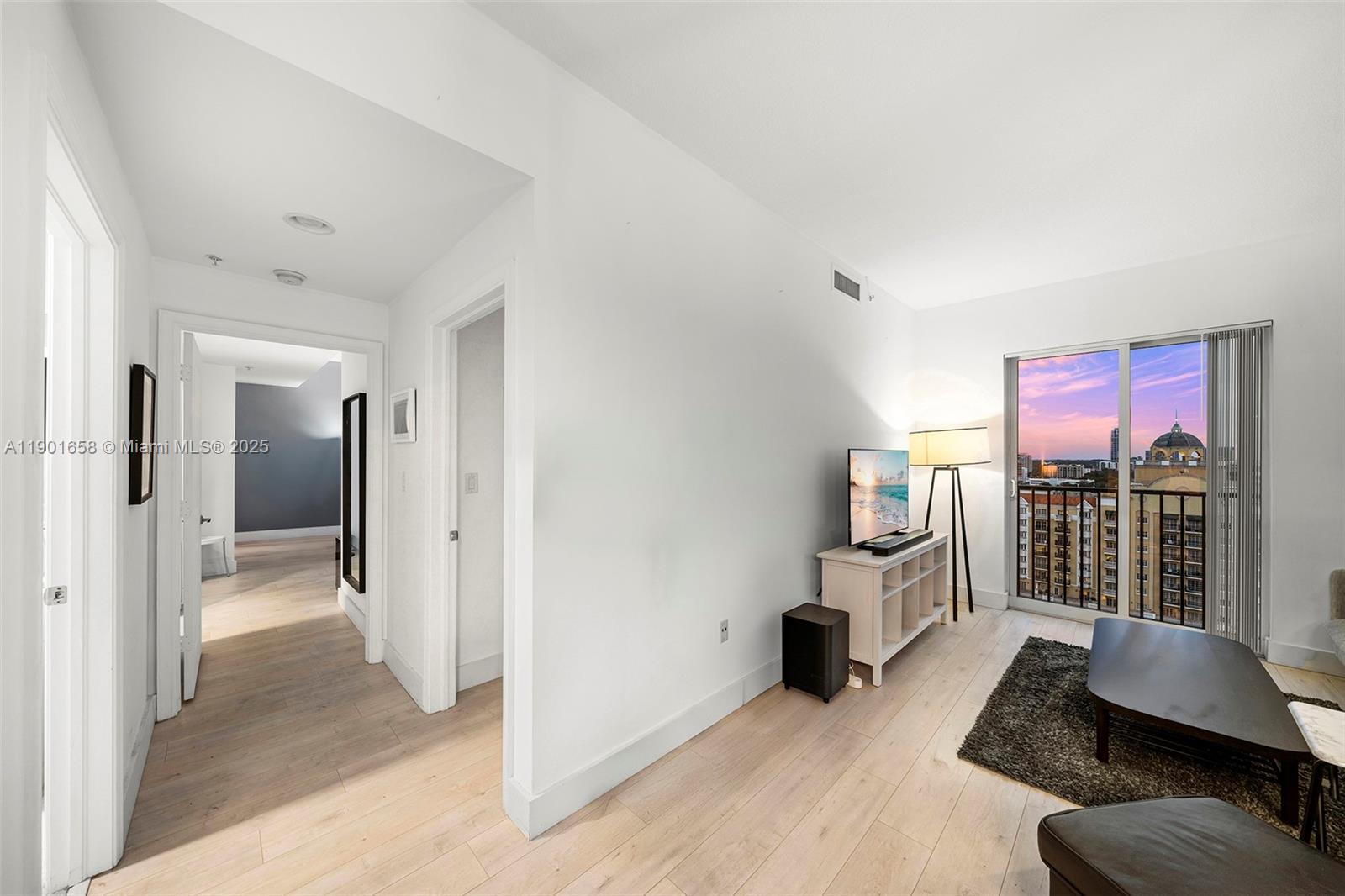 TEN ARAGON CONDO - Residential