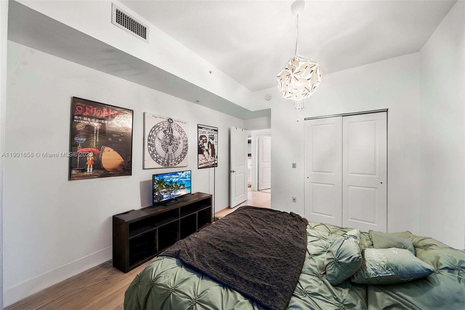 TEN ARAGON CONDO - Residential