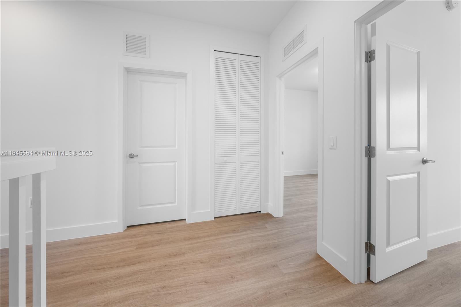 CENTURY PARK SQUARE - Residential