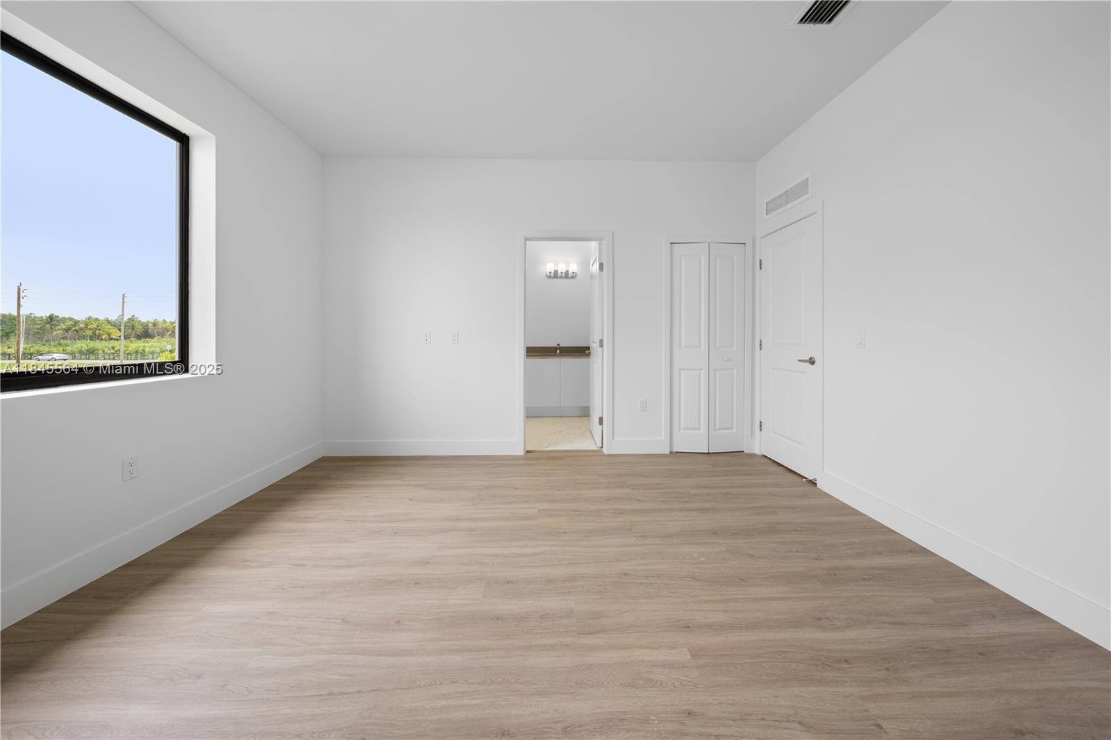 CENTURY PARK SQUARE - Residential