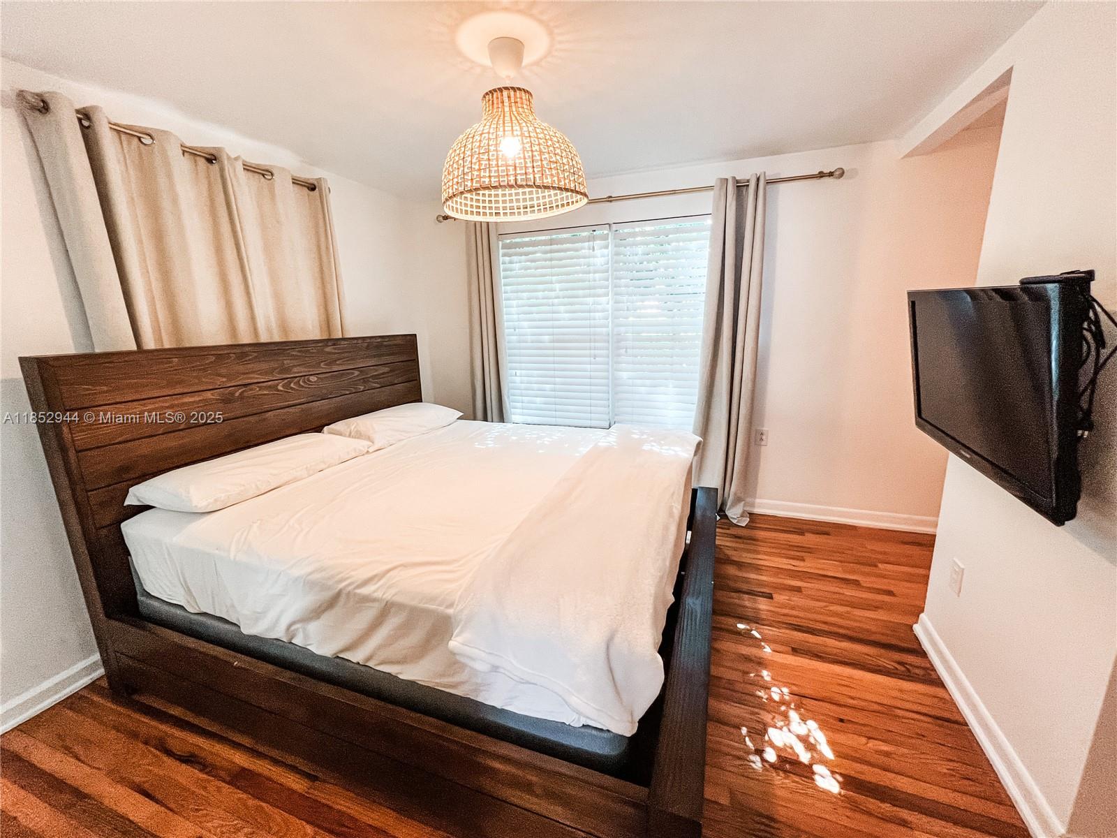 BEACH VIEW SUB - Residential Lease