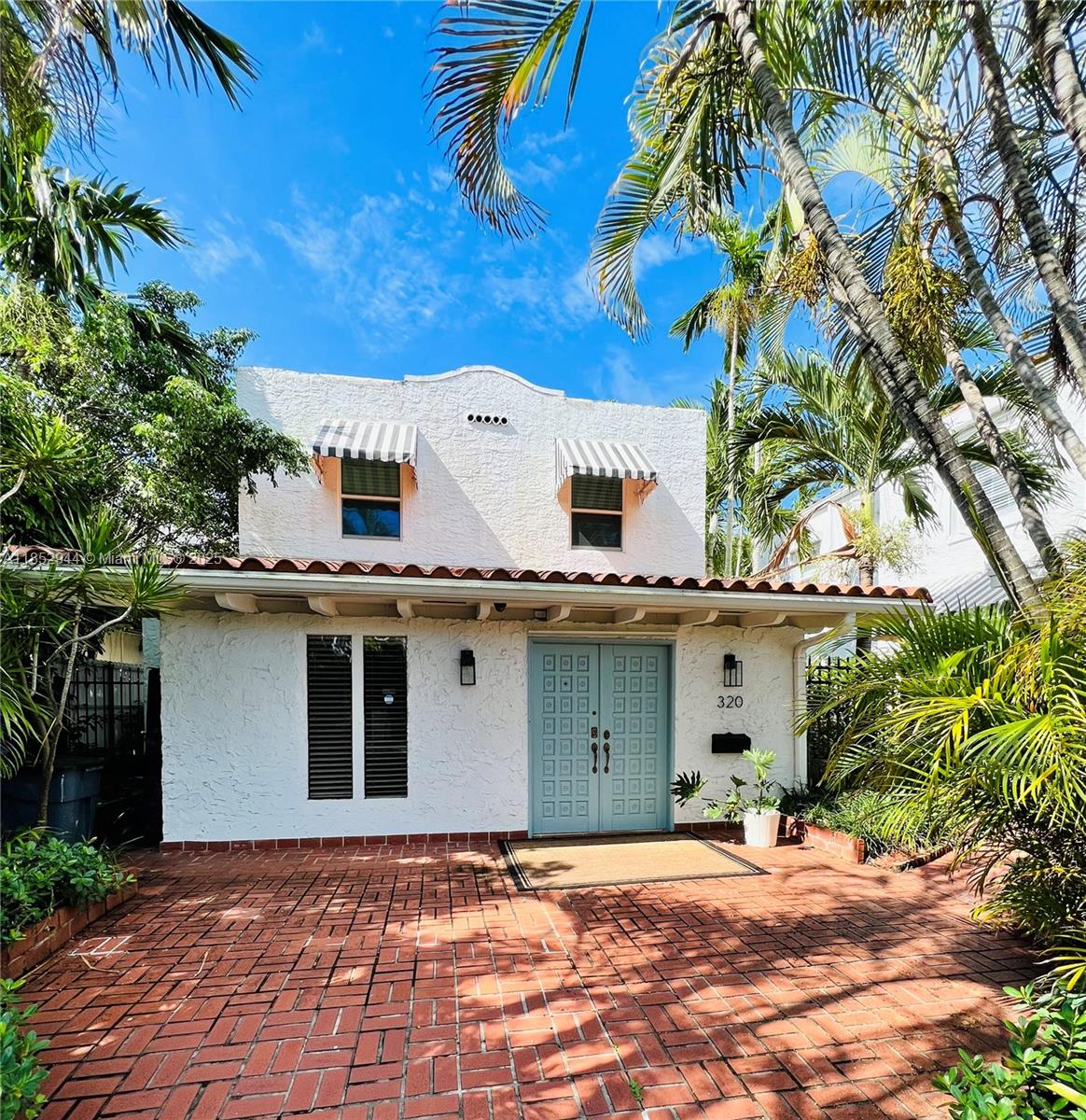 320 W 55th St