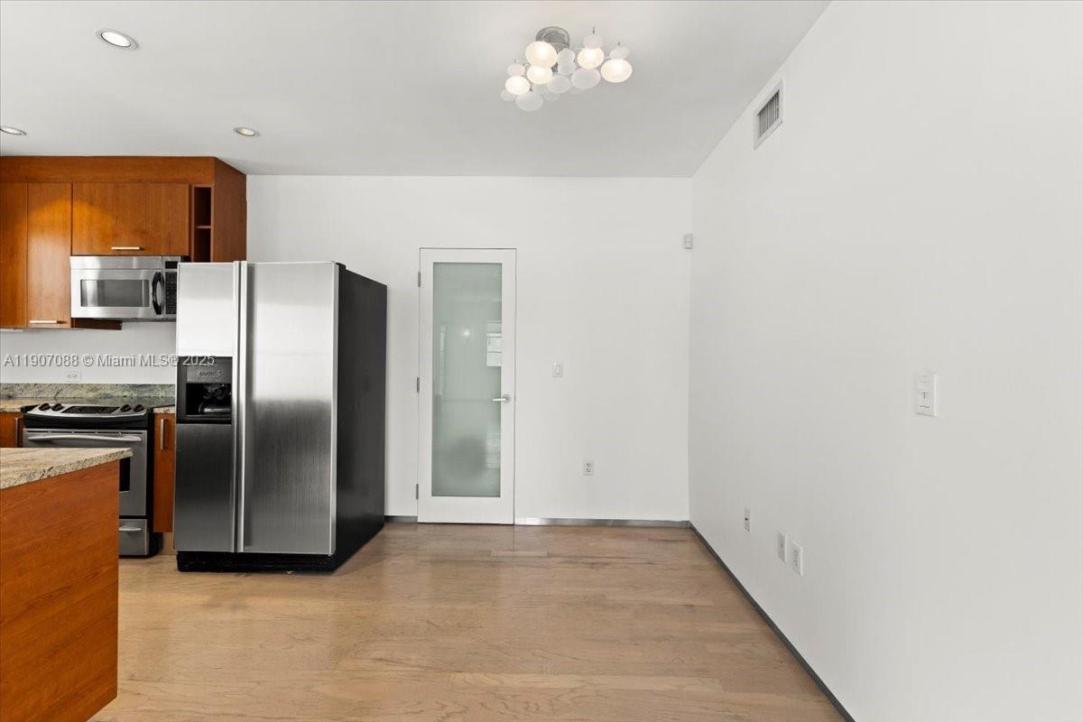 344 MERIDIAN AVE CONDO - Residential