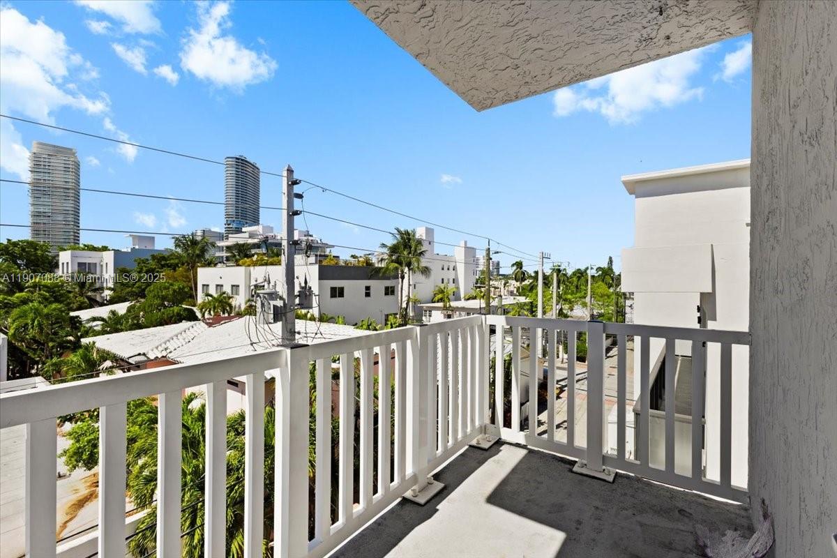 344 MERIDIAN AVE CONDO - Residential