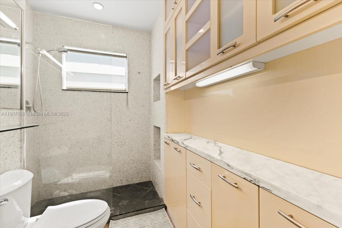 344 MERIDIAN AVE CONDO - Residential