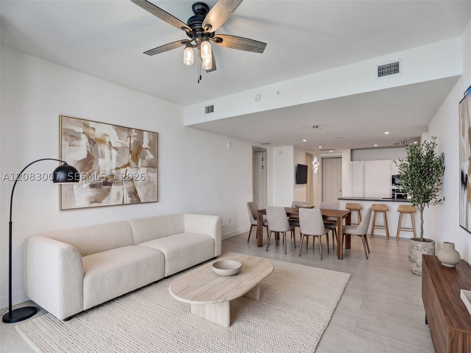 1000 Brickell Plz