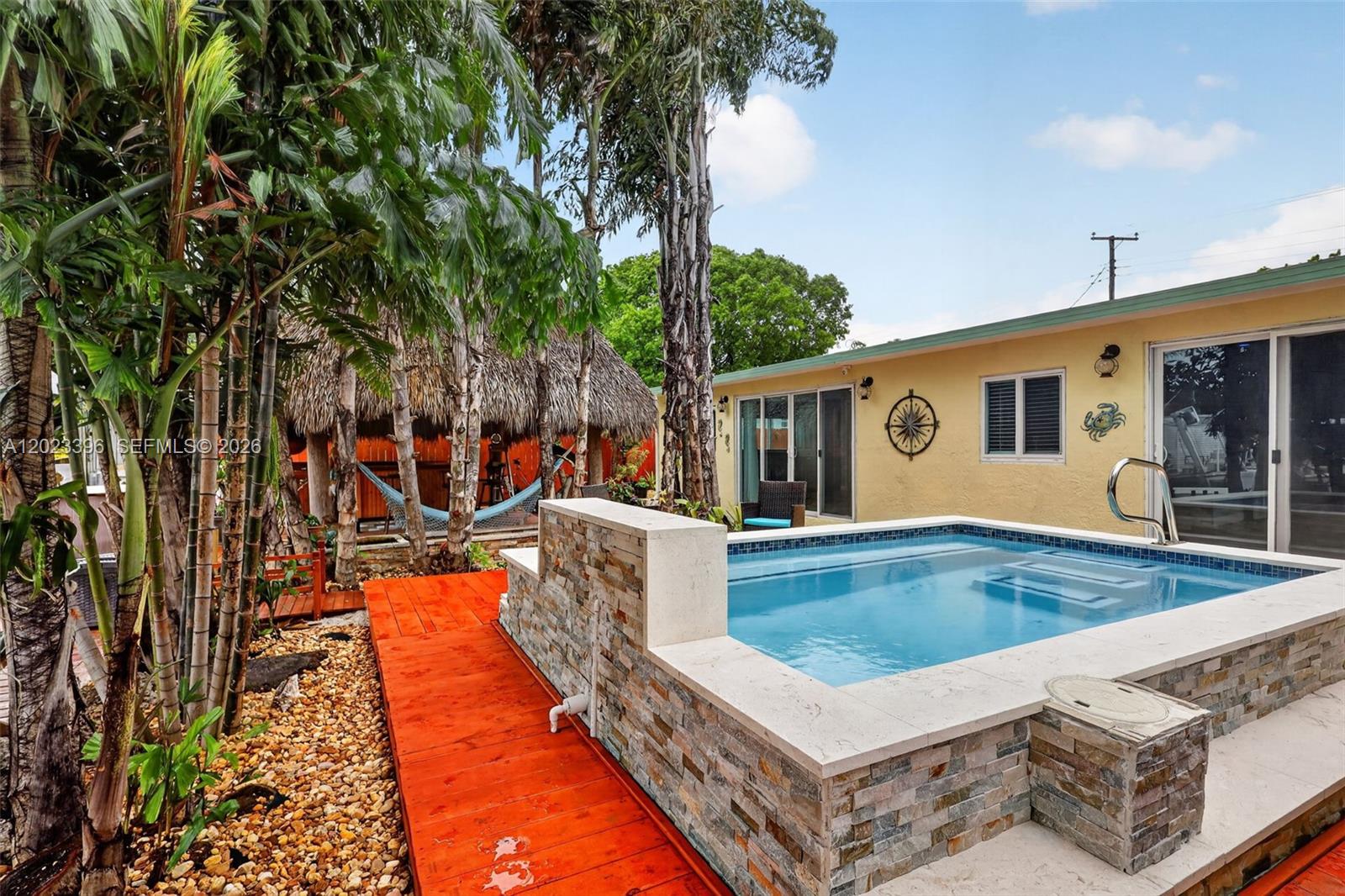 LOOK HOMESITES NO 2 - Residential