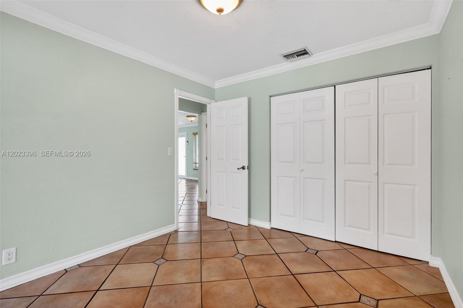 LOOK HOMESITES NO 2 - Residential