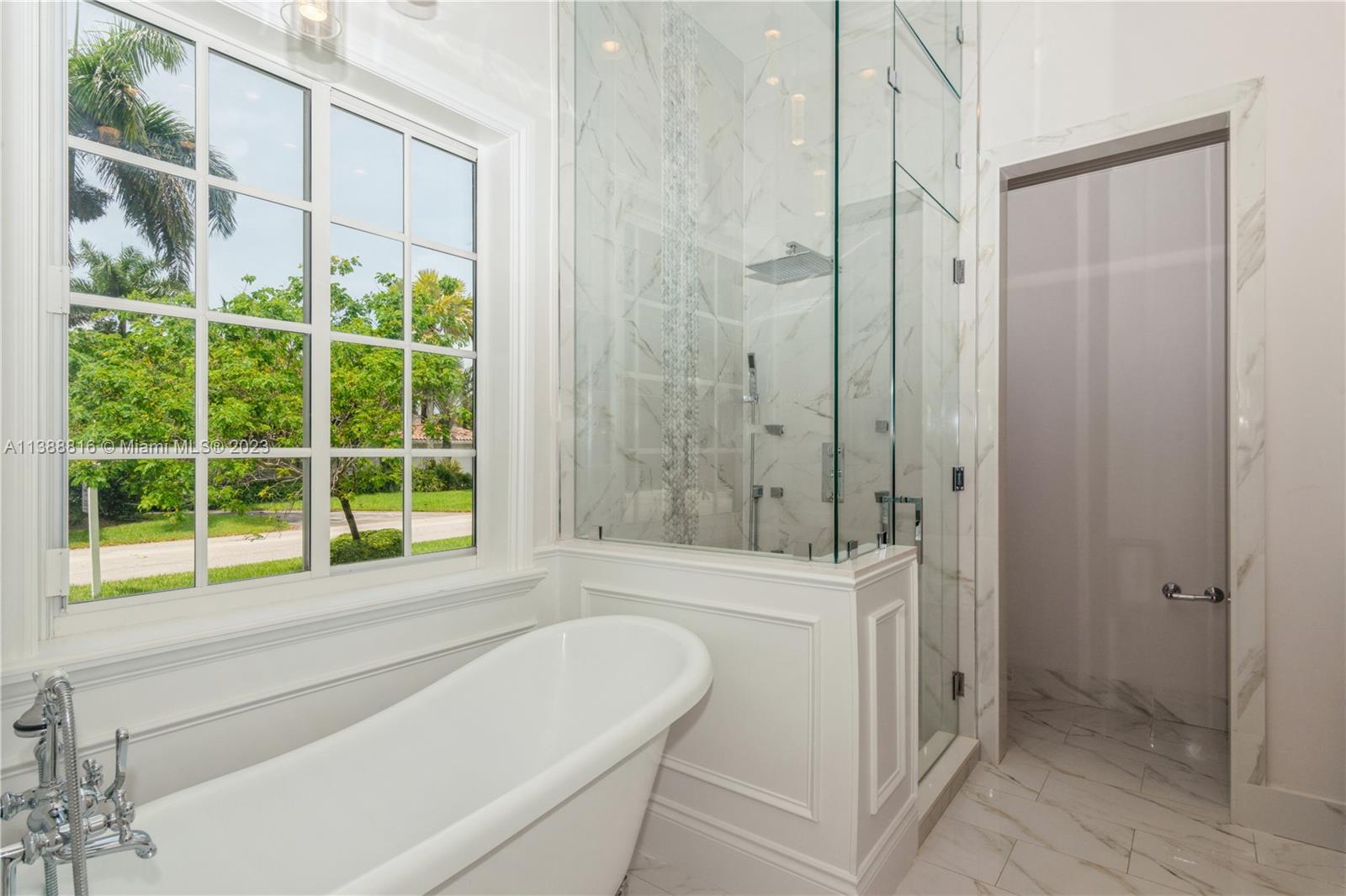 SNAPPER CREEK VILLAGE AMD - Residential