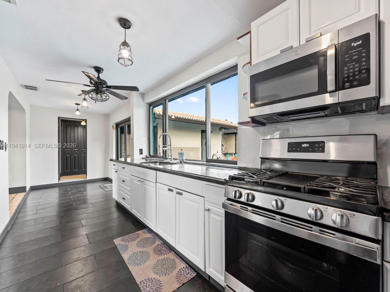 SOUTHERN ESTS 6TH ADDN - Residential